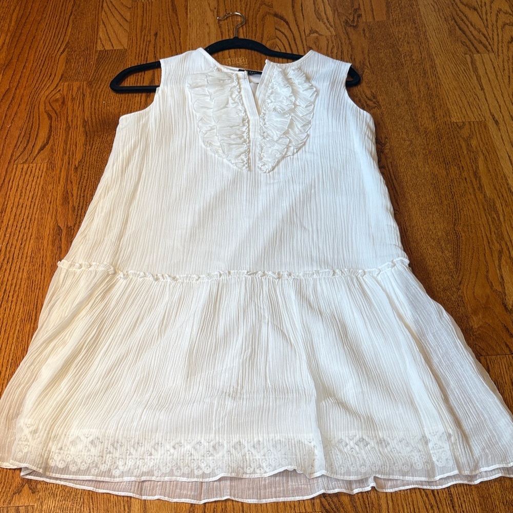 Le Gali Woman’s White Sleveless Dress Size S